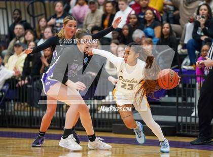 Thumbnail 2 in Ben Davis vs. Avon (IHSAA Sectional 4A Semifinal) photogallery.