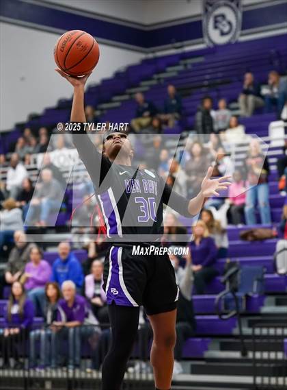 Thumbnail 1 in Ben Davis vs. Avon (IHSAA Sectional 4A Semifinal) photogallery.