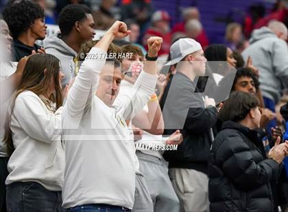 Thumbnail 2 in Ben Davis vs. Avon (IHSAA Sectional 4A Semifinal) photogallery.