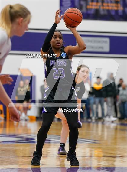 Thumbnail 3 in Ben Davis vs. Avon (IHSAA Sectional 4A Semifinal) photogallery.