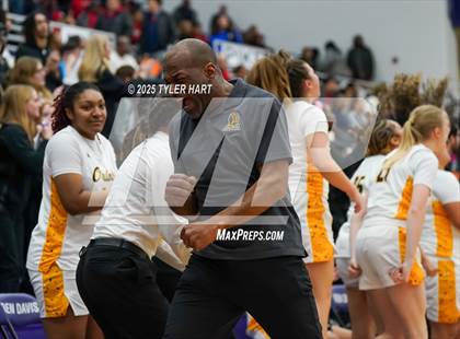 Thumbnail 2 in Ben Davis vs. Avon (IHSAA Sectional 4A Semifinal) photogallery.