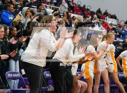 Thumbnail 3 in Ben Davis vs. Avon (IHSAA Sectional 4A Semifinal) photogallery.