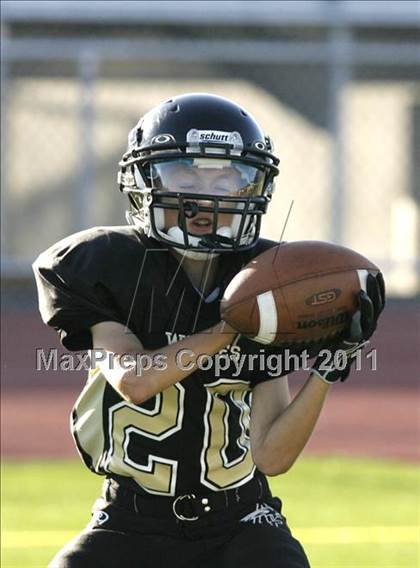 Thumbnail 3 in Will C. Wood vs American Canyon photogallery.