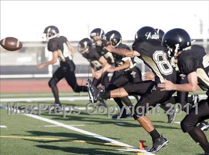 Thumbnail 3 in Will C. Wood vs American Canyon photogallery.