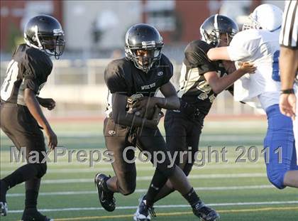 Thumbnail 3 in Will C. Wood vs American Canyon photogallery.