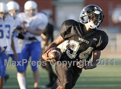 Thumbnail 2 in Will C. Wood vs American Canyon photogallery.
