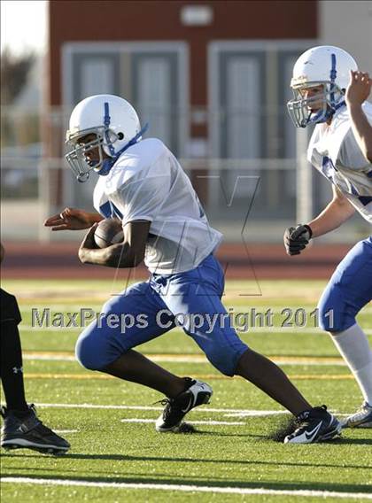 Thumbnail 1 in Will C. Wood vs American Canyon photogallery.