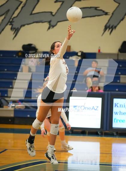 Thumbnail 3 in Mountain Pointe @ Higley photogallery.