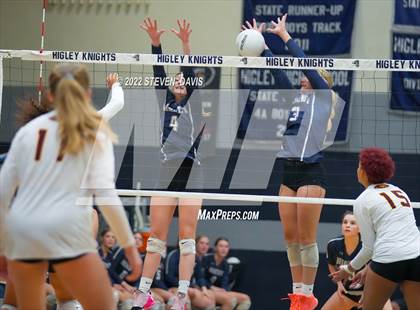 Thumbnail 2 in Mountain Pointe @ Higley photogallery.