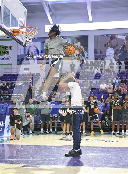 Thumbnail 3 in City of Palms Slam Dunk Contest photogallery.
