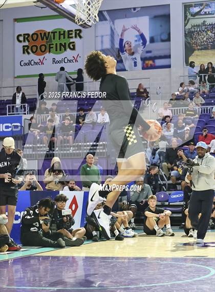 Thumbnail 3 in City of Palms Slam Dunk Contest photogallery.