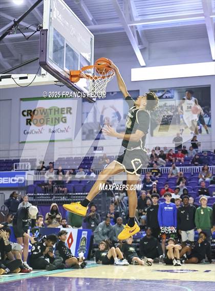 Thumbnail 3 in City of Palms Slam Dunk Contest photogallery.