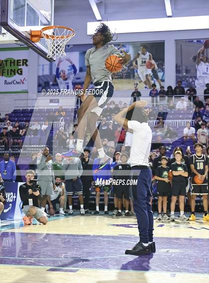 Thumbnail 1 in City of Palms Slam Dunk Contest photogallery.