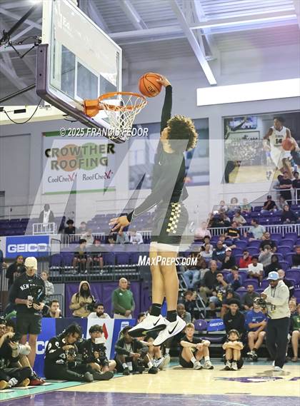 Thumbnail 3 in City of Palms Slam Dunk Contest photogallery.