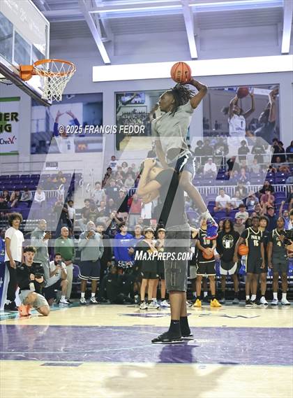 Thumbnail 2 in City of Palms Slam Dunk Contest photogallery.