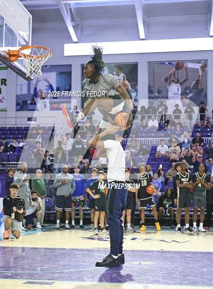 Thumbnail 1 in City of Palms Slam Dunk Contest photogallery.