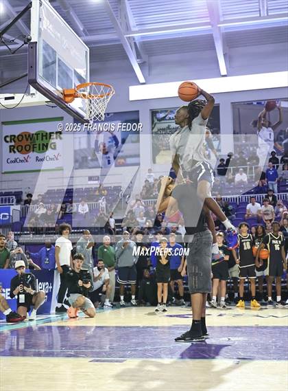 Thumbnail 2 in City of Palms Slam Dunk Contest photogallery.