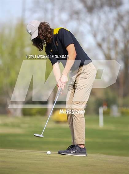 Thumbnail 2 in Jack Tone Boys Golf Meet photogallery.