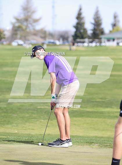 Thumbnail 1 in Jack Tone Boys Golf Meet photogallery.