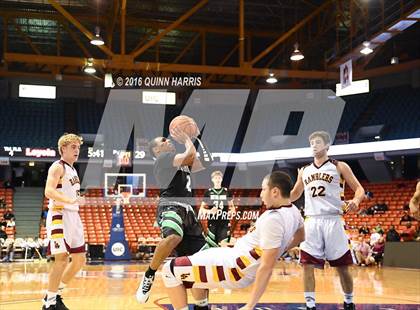 Thumbnail 2 in Loyola Academy vs. Niles Notre Dame (Chicago Elite Classic) photogallery.