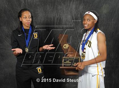 Thumbnail 3 in Bishop O'Dowd (CIF State D3 Award Photos) photogallery.