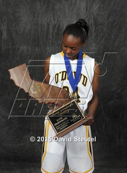 Thumbnail 2 in Bishop O'Dowd (CIF State D3 Award Photos) photogallery.