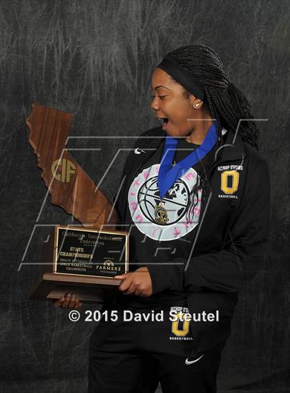 Thumbnail 1 in Bishop O'Dowd (CIF State D3 Award Photos) photogallery.