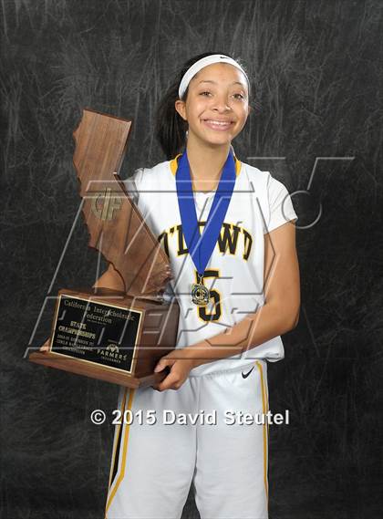 Thumbnail 2 in Bishop O'Dowd (CIF State D3 Award Photos) photogallery.