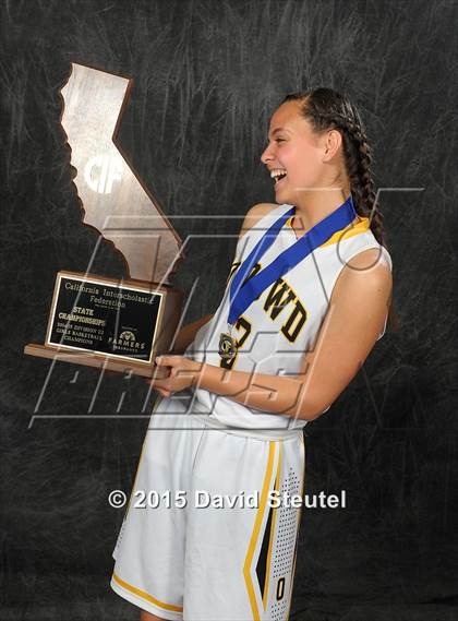 Thumbnail 1 in Bishop O'Dowd (CIF State D3 Award Photos) photogallery.