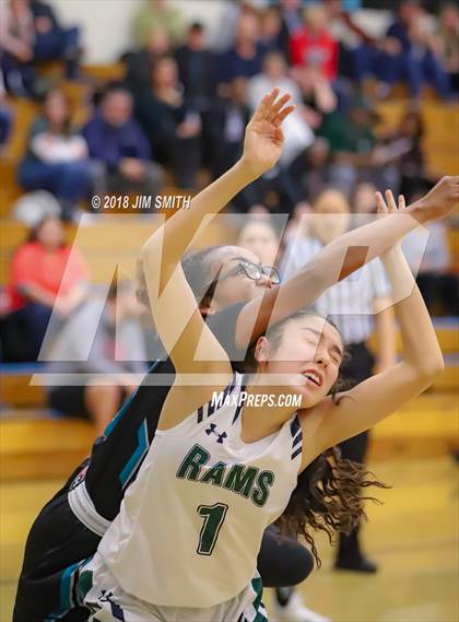 Thumbnail 3 in Rio Rancho vs. Del Norte (APS Metro Tournament) photogallery.