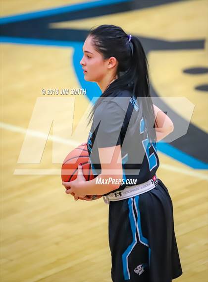 Thumbnail 1 in Rio Rancho vs. Del Norte (APS Metro Tournament) photogallery.