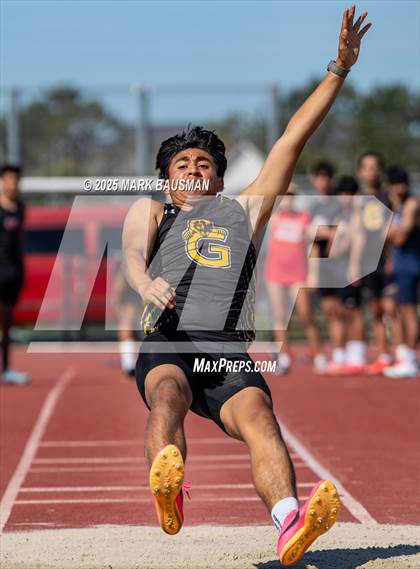 Thumbnail 1 in VR vs. Santa Ana photogallery.