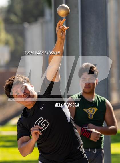 Thumbnail 3 in VR vs. Santa Ana photogallery.