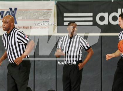 Thumbnail 1 in Davis vs. Clovis North photogallery.