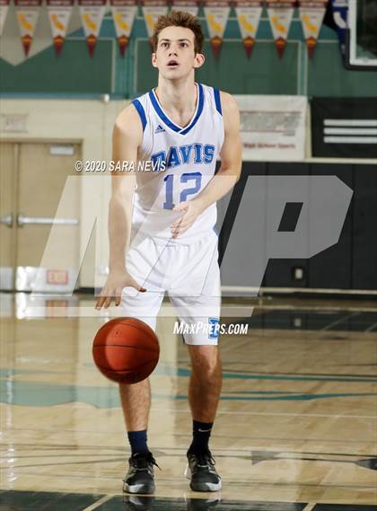 Thumbnail 2 in Davis vs. Clovis North photogallery.