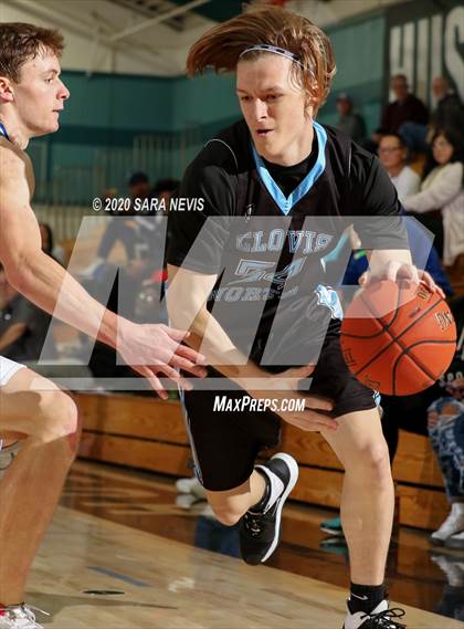 Thumbnail 1 in Davis vs. Clovis North photogallery.