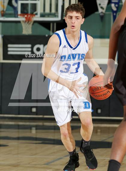 Thumbnail 1 in Davis vs. Clovis North photogallery.