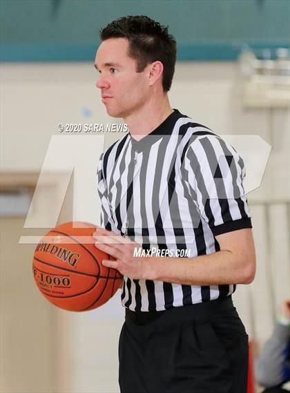 Thumbnail 2 in Davis vs. Clovis North photogallery.
