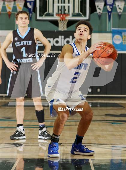 Thumbnail 2 in Davis vs. Clovis North photogallery.