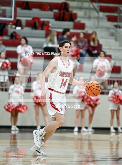 Thumbnail 2 in Dardanelle vs Berryville (AAA 4A- North Regional first round) photogallery.