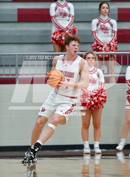 Thumbnail 2 in Dardanelle vs Berryville (AAA 4A- North Regional first round) photogallery.