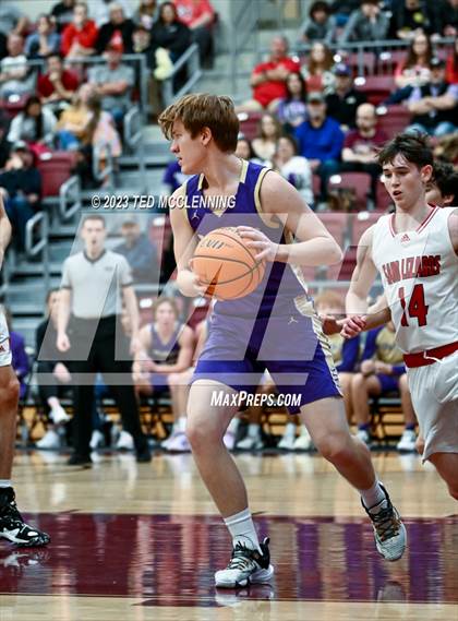 Thumbnail 3 in Dardanelle vs Berryville (AAA 4A- North Regional first round) photogallery.
