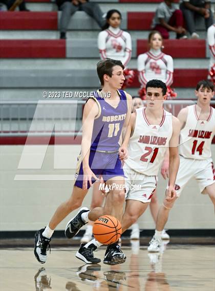 Thumbnail 3 in Dardanelle vs Berryville (AAA 4A- North Regional first round) photogallery.
