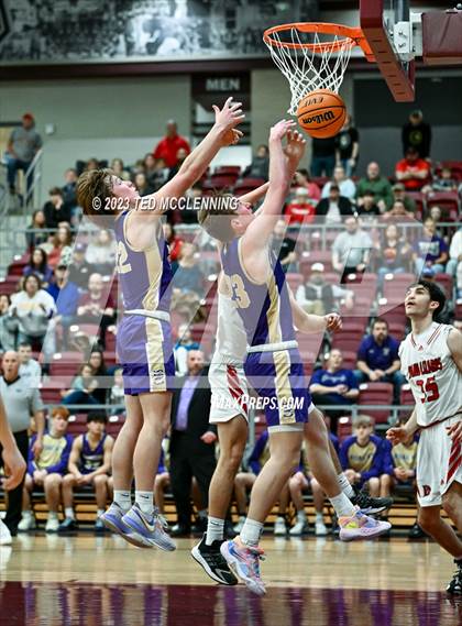 Thumbnail 2 in Dardanelle vs Berryville (AAA 4A- North Regional first round) photogallery.
