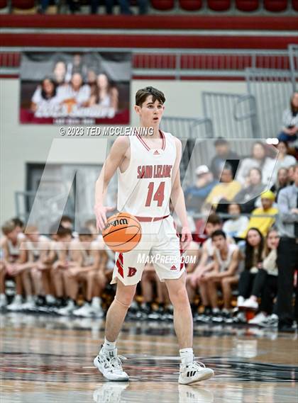 Thumbnail 2 in Dardanelle vs Berryville (AAA 4A- North Regional first round) photogallery.