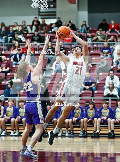 Thumbnail 1 in Dardanelle vs Berryville (AAA 4A- North Regional first round) photogallery.