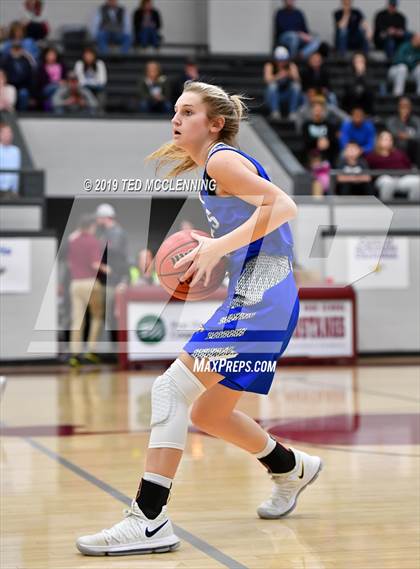 Thumbnail 2 in Central Arkansas Christian vs. Paris (AAA 3A Regional Playoff) photogallery.