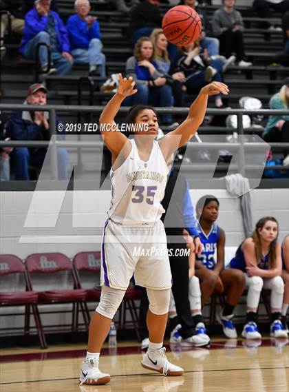 Thumbnail 2 in Central Arkansas Christian vs. Paris (AAA 3A Regional Playoff) photogallery.
