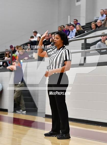 Thumbnail 3 in Central Arkansas Christian vs. Paris (AAA 3A Regional Playoff) photogallery.