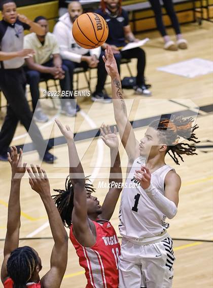 Thumbnail 3 in Woodland @ Fayette County (GHSA 4A Quarterfinal) photogallery.